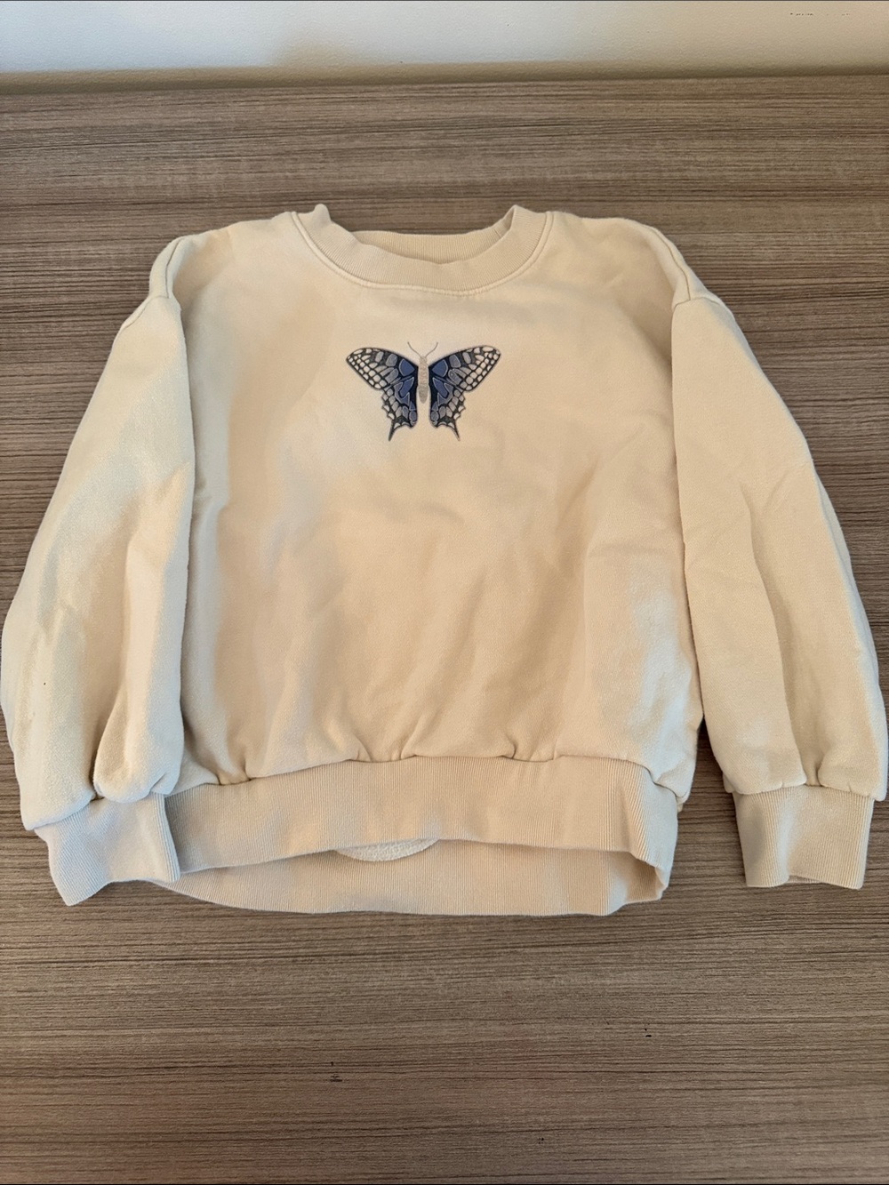 GAP Cream Sweatshirt with Blue Butterfly